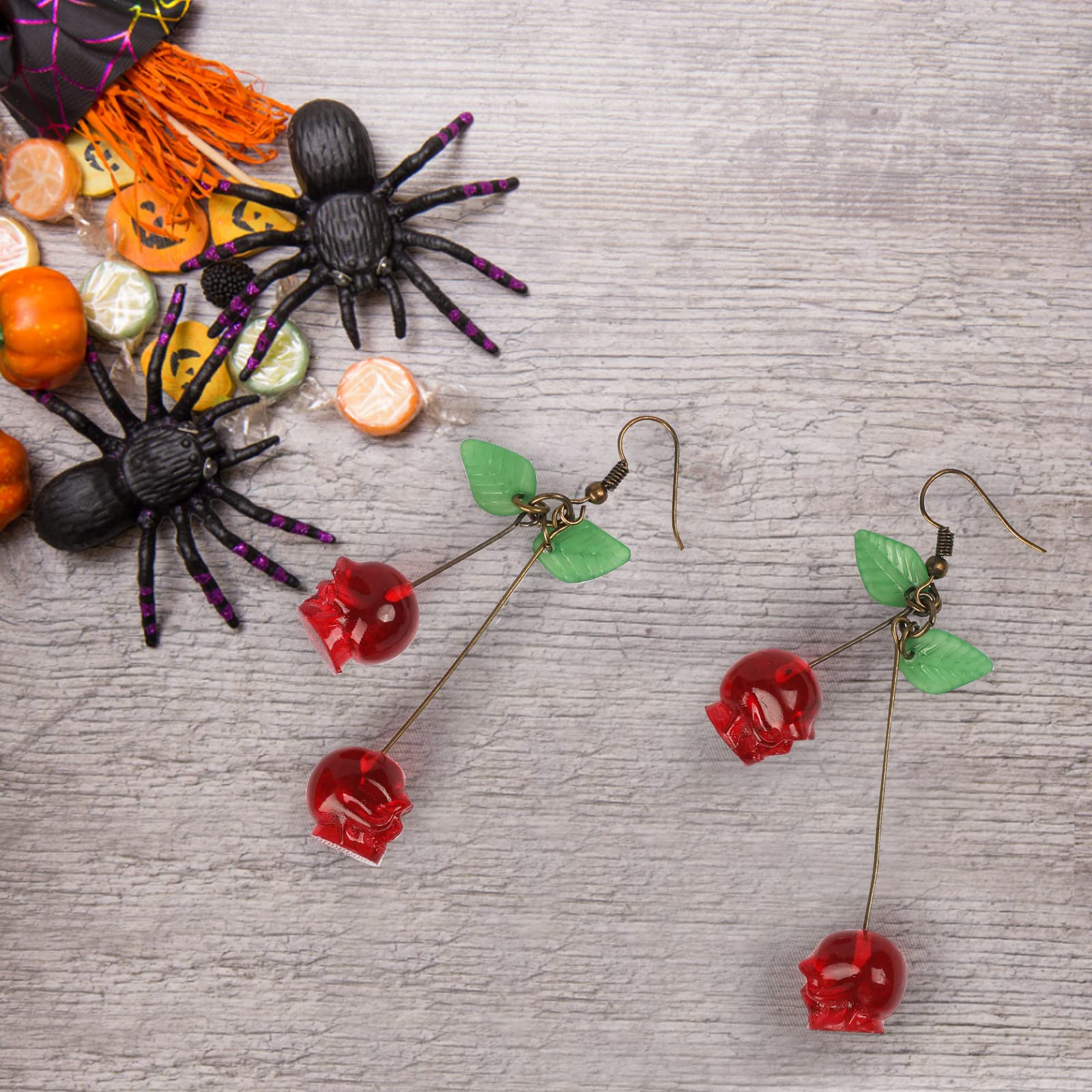 Crâne Cerise - Boucles d'oreil - Quirky Vintage Fashion avis et prix
