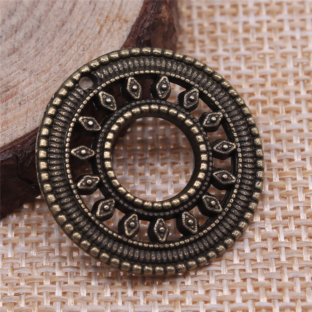 10 pièces de breloques circula - Vintage Fashion Tumblr avis et prix