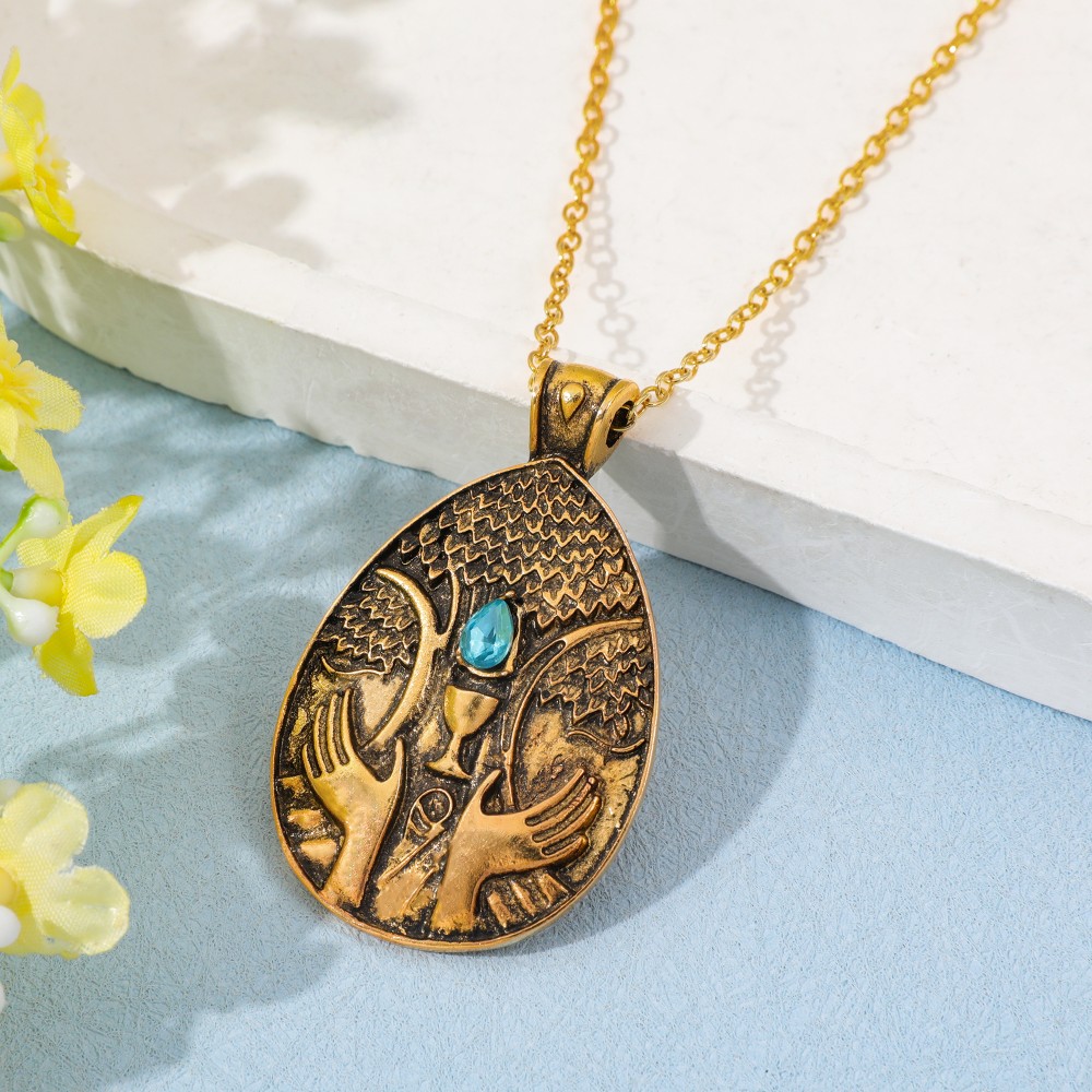 Collier pendentif vintage sur  - Vintage Fashion Video avis et prix