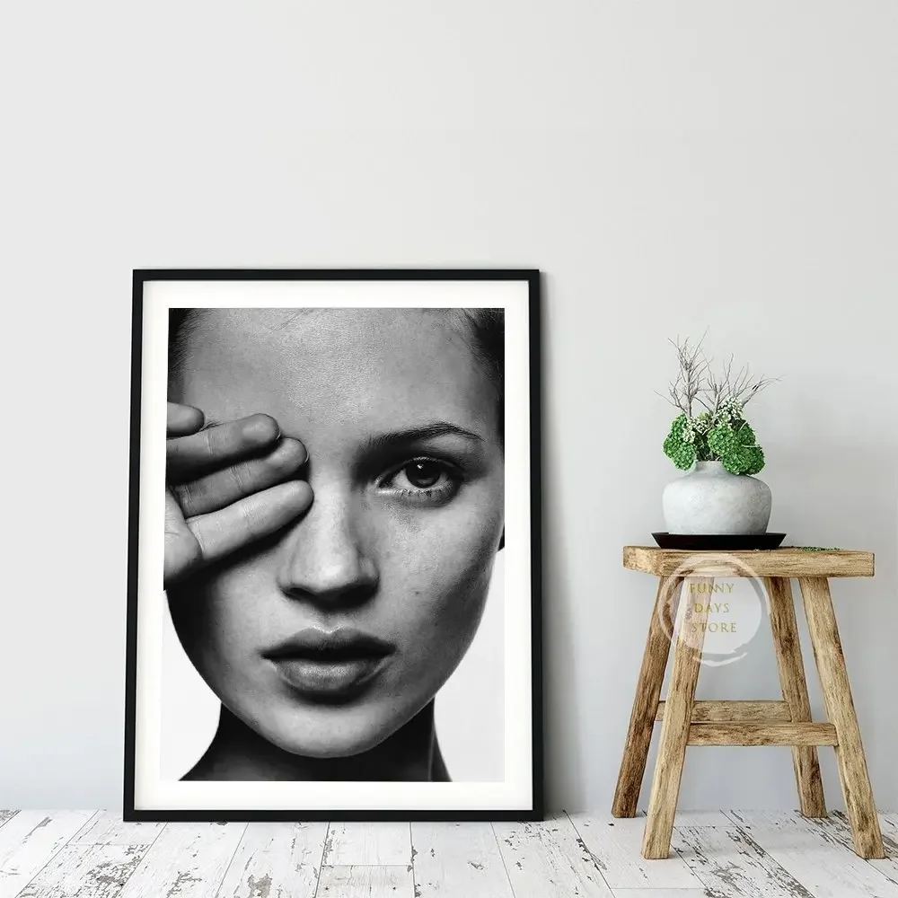 Affiche de supermodel Kate Mos - Vintage Vogue Fashion Poster avis et prix