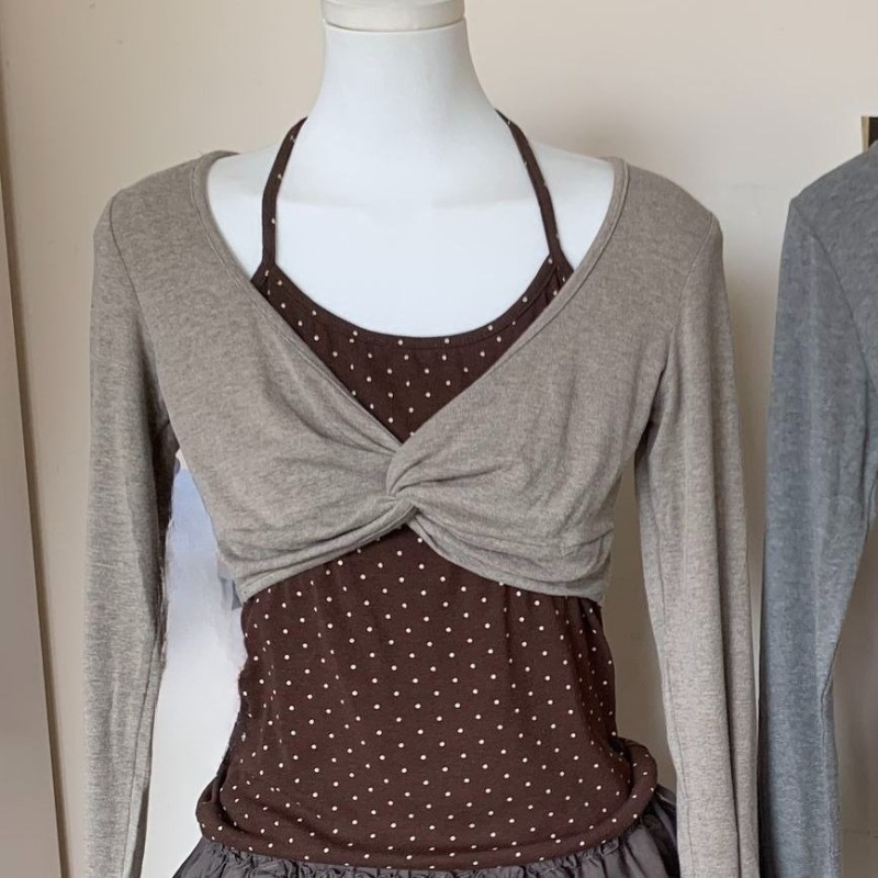 T-shirts pour femmes Kimutomo  - Vintage Fashion Aesthetic avis et prix
