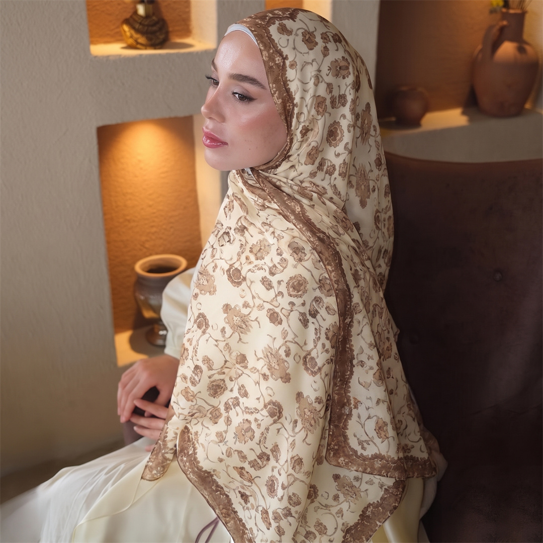 Hijab à imprimé floral vintage - Vintage Fashion Prints avis et prix